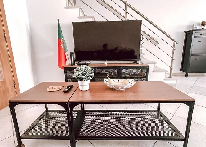 Peniche Master Bedroom With Sea View Balcony, Private Bathroom, Shared Kitchen, Swimming Pool, Surfing * Atouguia Da Baleia